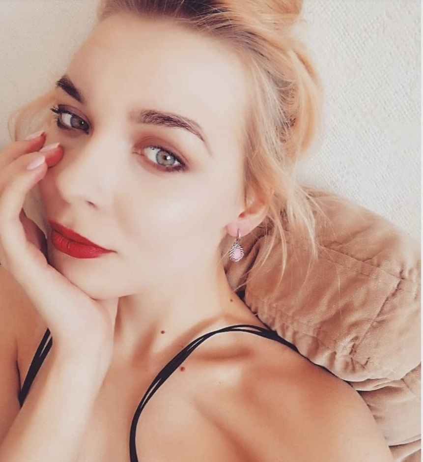 Ольга привлекальеная девушка из Лыткарино цена от 3500 руб