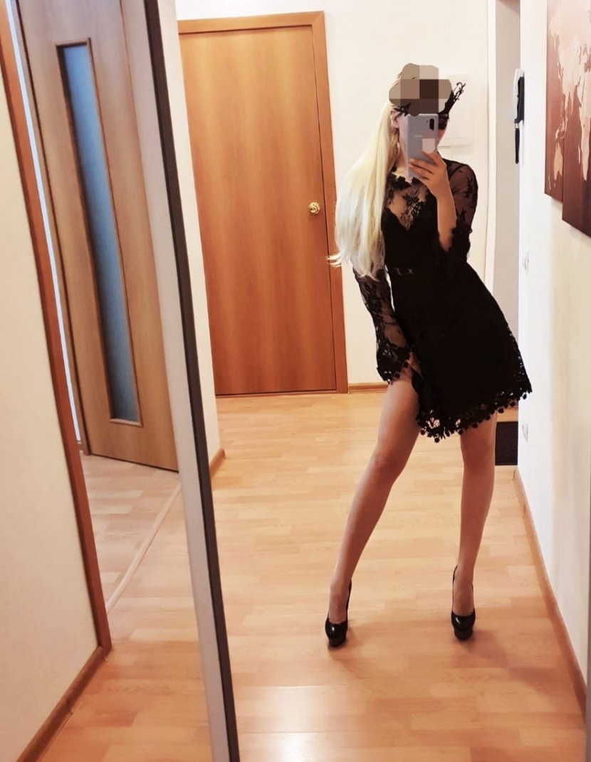 Александра привлекальеная девушка из Лыткарино цена от 3000 руб