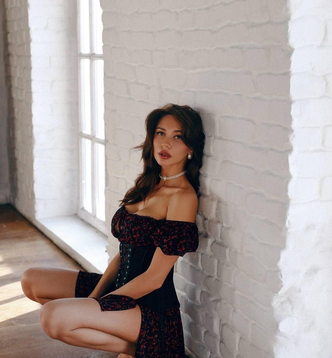 Маргоша привлекательная девушка из Лыткарино цена от 6000 руб