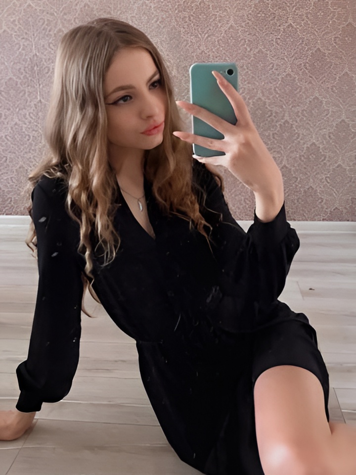 Индивидуалка Леночка, доступна для личного знакомства от 4000 руб