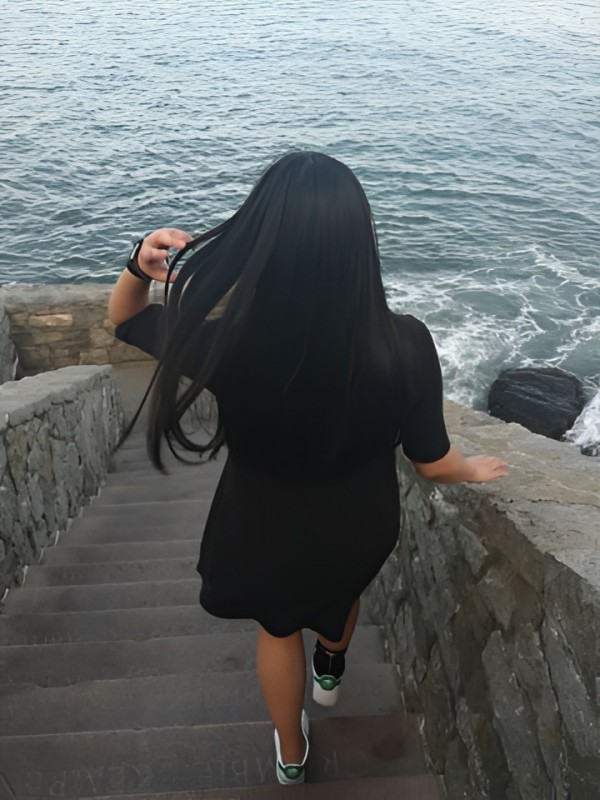 Юстина привлекательная девушка из Лыткарино цена от 2000 руб